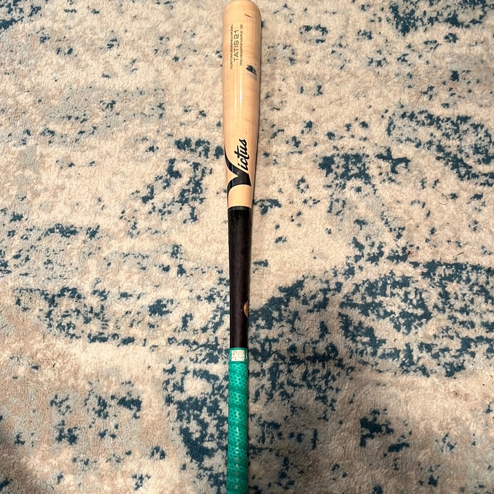 Tatis21 victus wood bat